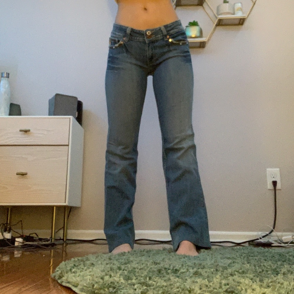 US 28 miss me low rise bootcut jeans